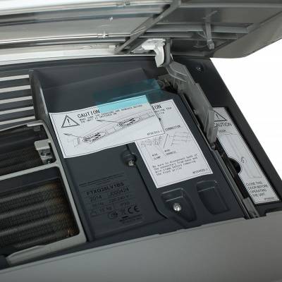 Серый кондиционер Daikin FTXG25LS/RXG25L